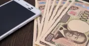 スマホ転売で10万円稼ぐ「ホッピング」の実態とは？