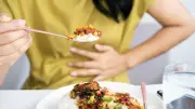 「胸焼け」放置で食道腺がんも…見逃されがちな逆流性食道炎のリスクと対策