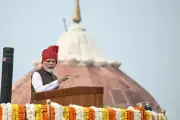 インド首相、若者デモ受け無料オンライン講座提供を発表