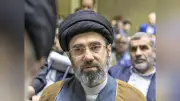 イラン最高指導者、国民の士気低下させる発言を禁止…結束維持狙う