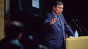 石破首相の「ぼやき」に見た新しいリーダー像、支持率40％前後で下げ止まり