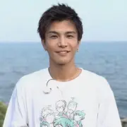 岩田剛典＆イモトアヤコ、珠洲市に巨大地上絵描く サイープとコラボ