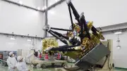 火星衛星探査機MMXを初公開、今秋にもH3で打ち上げへ