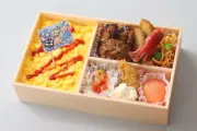 「はぴだんぶい」が夏の東海道新幹線に登場、8月4日からJR東海リテイリング・プラスがコラボ駅弁やグッズ販売