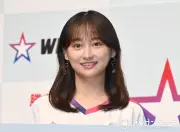 影山優佳、初エッセイ集『影まで愛して』発売5日で重版決定 未公開カット解禁