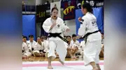 少林寺拳法女子団体演武で神島が決勝進出、中学で陸上に打ち込んだリーダー東山選手は技のキレを見せ決勝で頂点目指す