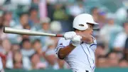 直球狙いで4連打、打順入れ替え奏功　霞ケ浦・菊地が3点三塁打、大会初の2勝