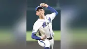 霞ヶ浦、逆転で初戦突破 村上主将が勝ち越し打
