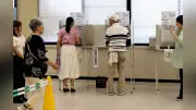 粕屋町長選で福岡県内初の電子投票、期日前投票初日は混乱なく