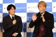 香取慎吾と赤楚衛二、初共演で撮影中は距離、クランクアップで自然とハグ