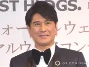 川﨑麻世、63歳で「子どもの頃からぽっちゃり」幼少期写真公開