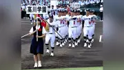 夏の甲子園開会式、高川学園主将「落ち着いて行進できた」
