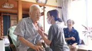 熊本地震3週間、在宅避難者ケアが課題 訪問介護が命綱に