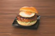ローソン「月見フェア」2週連続開催、ハンバーガーや丼物など全19品
