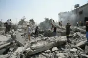レバノン南部空爆で11人死亡、イスラエルはヒズボラ司令官標的と主張