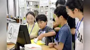夏休みの子向け図書館支援、司書体験や工作教室など