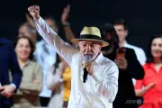 ブラジルのルラ大統領（80）が10月の大統領選へ4期目出馬を表明、極右台頭に備え国防費増額を呼びかけた
