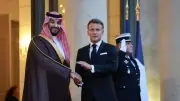 仏大統領、パリ郊外に漫画テーマパーク開設へ　サウジと提携、ドラゴンボール主題か