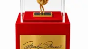 マリリン・モンロー生誕100周年、純金・純銀フィギュアを発売