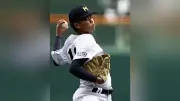 三重が１２年ぶり８強入り、初回に立松の適時内野安打などで主導権