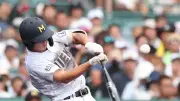 三重打線が12安打で履正社を下し、12年ぶり8強進出 夏の甲子園