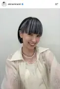 南明奈、髪色ブルーにイメチェン「髪ブルーにしたよ」と報告、ファン絶賛