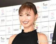 望月理恵、引っ越しで発見した豆皿コレクション公開「見るまた買いたくなりますね」