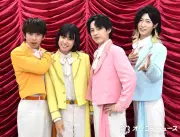 モナキ、Zeppツアーグッズ公開 Tシャツやアクスタ、ぷっくりシールなど
