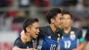 長友佑都の現役続行に香川真司が歓喜「みんながリスペクト」、Jリーグでの共闘誓う
