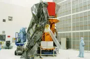 NASAの観測衛星救出ミッション失敗、年内に大気圏突入へ