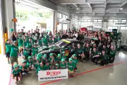 NEXUSグループ、夏休みに御殿場工場を開放し子ども向けレーシング体験イベントを開催