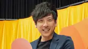 二宮和也、石川佳純のサーブ打ち返し「うれしい…！」アジア大会会見で卓球対決