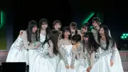 乃木坂46・増田三莉音が活動再開、神宮球場4days初日にサプライズ登場