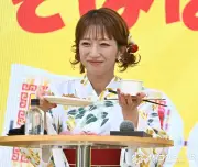 辻希美、一家で焼きそば12玉「ホットプレートで屋台みたいに」