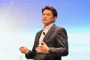 NTTとNEC、6G時代の光無線融合技術で共同実験を開始