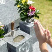 お盆は人生の根っこを見直す絶好の機会、風水鑑定士が解説