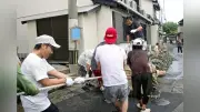 壱岐・八幡浦でお盆の伝統行事「カズラ曳き」 先祖の霊を供養