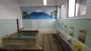 創業100年、岡山「えびす湯」は千鳥・大悟さんの故郷の石をくりぬいた風呂が名物