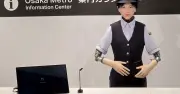 Osaka Metro、人型ロボット「ヒナタ」による駅案内の実証実験を開始