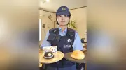 警察の帽子形パンで詐欺防止 村山署とパン屋がコラボ