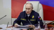 プーチン氏、北方領土問題は「決着済み」と強調、日本に返還要求取り下げ求める