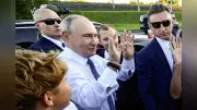 プーチン大統領、サハリン訪問 太平洋艦隊演習参加で