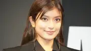 ローラ「わたしの発酵ルーム」公開、手作り発酵食の瓶がずらり