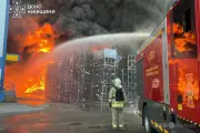 ロシア攻撃でキーウ近郊の兵器庫炎上、37人死亡 ウクライナ当局