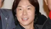 佐藤弘道、初孫と「おかあさんといっしょ」ステージ鑑賞 2ショット公開