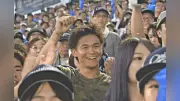 聖隷クリストファーOB、涙で後輩ねぎらう 甲子園出場の経験胸に