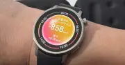 シャープのヘルスケア特化スマートウォッチ「からだメイト Watch」を試す 装着するだけでカロリー・水分補給を自動記録