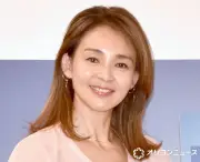 SHIHO、10数年ぶり母との親孝行デート公開 70代母の美貌に注目