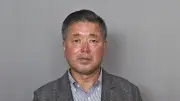 下地幹郎氏、沖縄知事選で古謝玄太氏支援を表明 自民側と政策合意