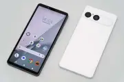 ソニー、ベーシックモデル「Xperia 10 VIII」発表、画面とサウンドを強化